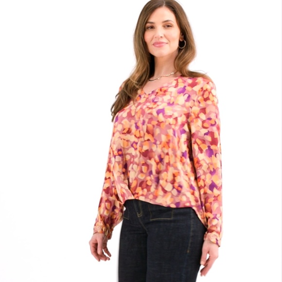 Cabi Tuck Blouse - Picture 9 of 12